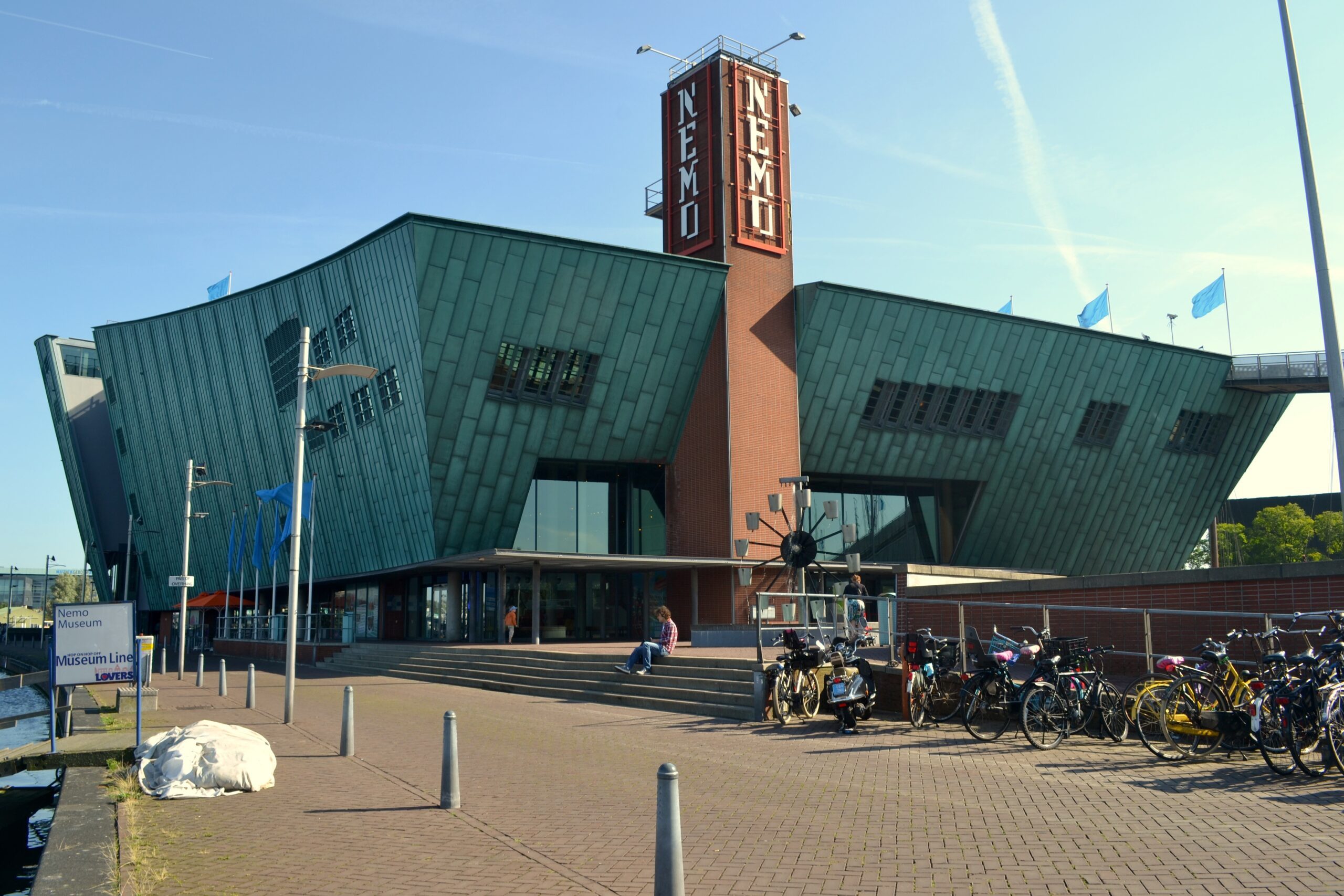 Nemo Science Museum In Amsterdam