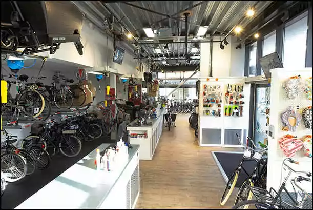 bike rental store amsterdam oost muiderpoort