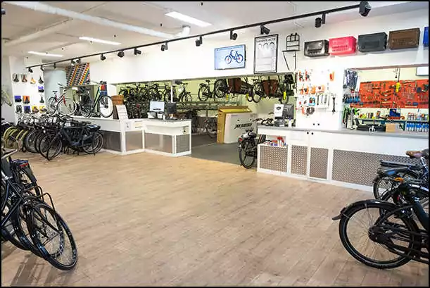 black bikes cargo bike rentals artis zoo