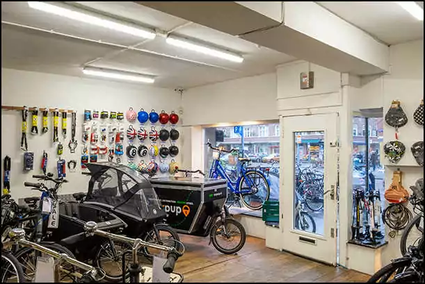 black bikes cargo rentals rai amsterdam