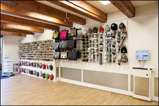 black bikes leidseplein rental accessoires
