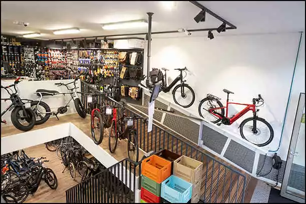 black bikes rental shop amsterdam zuidas