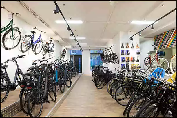 black bikes rental shop czaar peterbuurt amsterdam