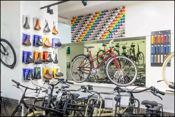 black bikes rental shop zoo amsterdam