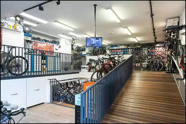 black bikes rentals amsterdam zuidas