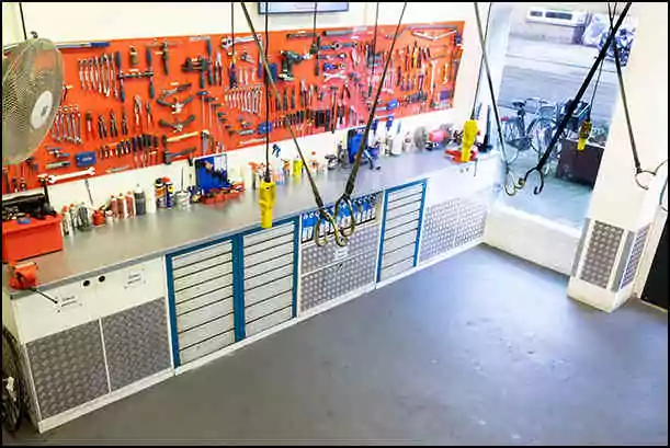 black bikes repair department artis zoo