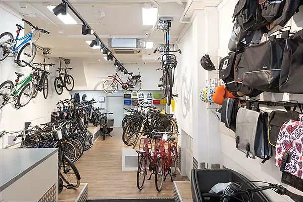 black bikes utrecht in the rental shop
