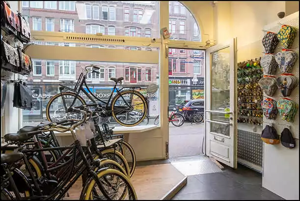 black bikes vondelpark amsterdam rental shop