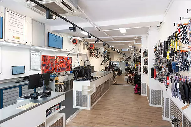inside rental shop utrecht black bikes