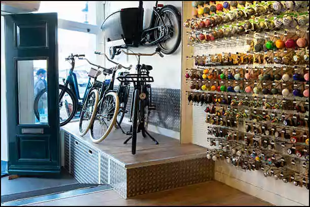 amsterdam central station black bikes