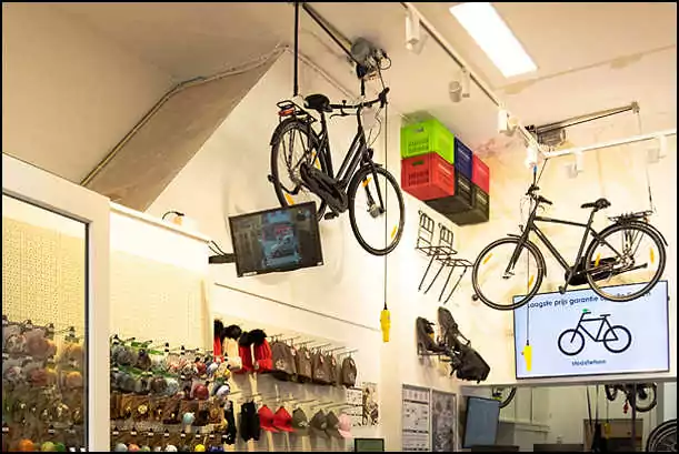 black bikes bike rental heinekenplein amsterdam