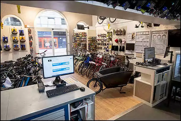 black bikes cargo bike rentals de pijp
