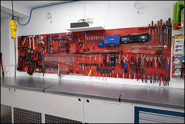black bikes diemen bike tools
