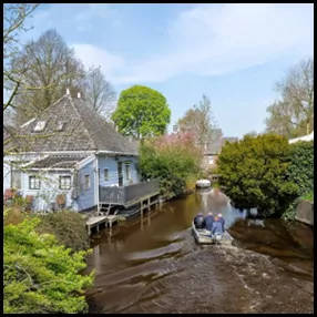 2: Broek in Waterland