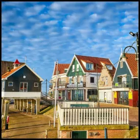 3: Volendam